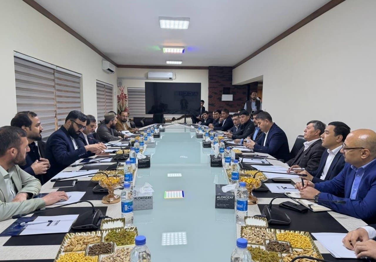 Наманган вилояти ҳокими Шавкатжон Абдураззоқов бошчилигидаги делегациянинг Афғонистонга ташрифи давом этмоқда.