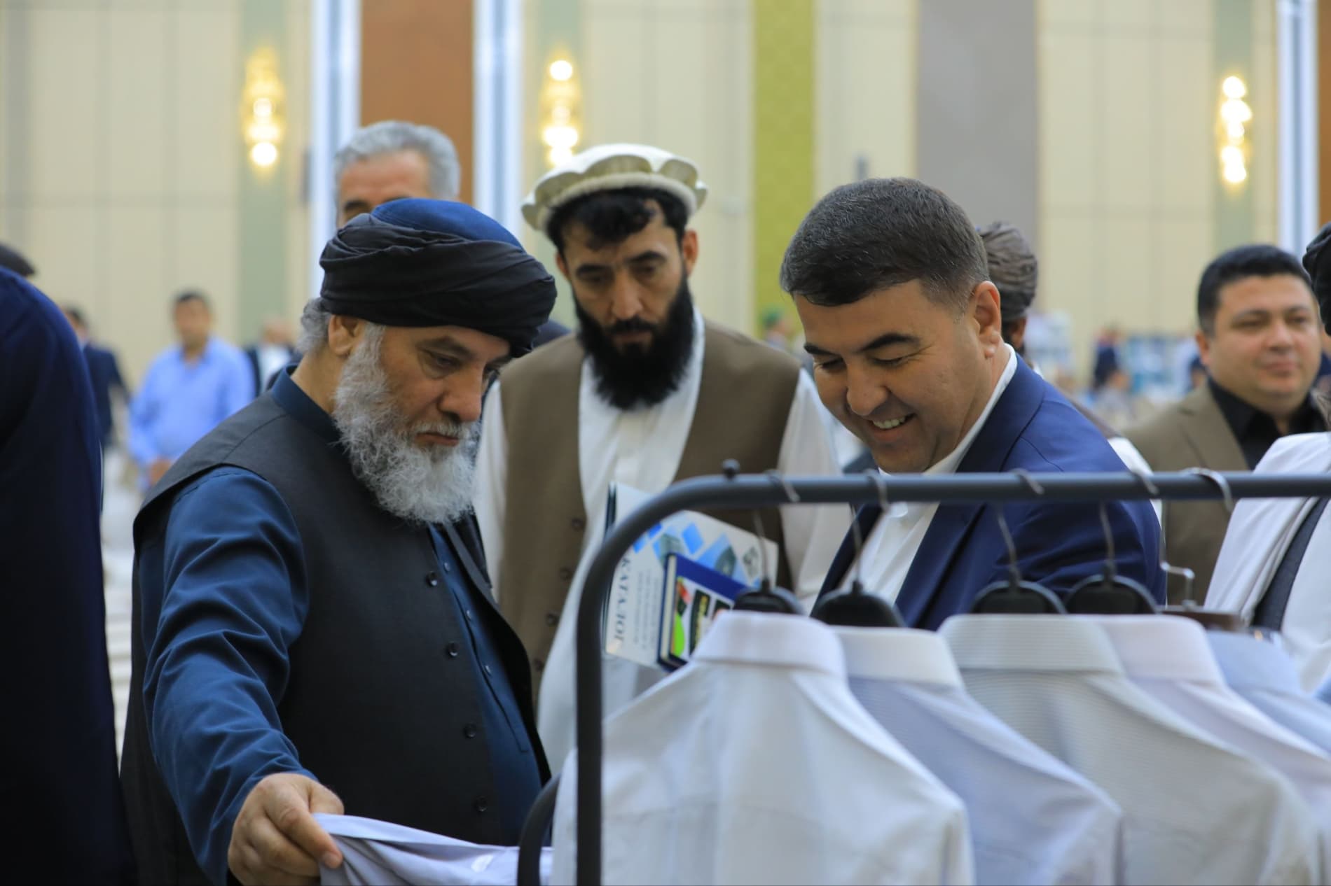 Afgʻoniston delegatsiyasi tarkibida kelgan tadbirkorlarda "Congress Hall”dagi koʻrgazma katta taassurot qoldirdi.