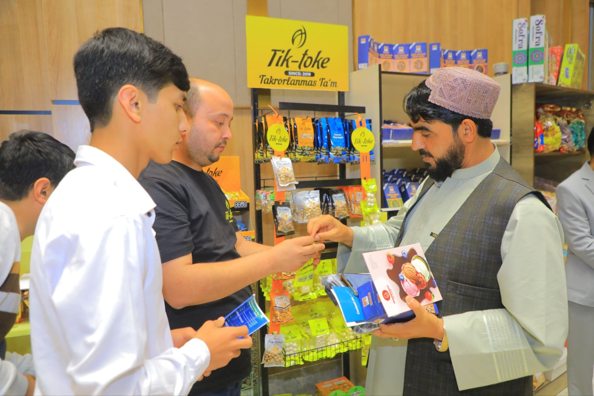 Afgʻoniston delegatsiyasi tarkibida kelgan tadbirkorlarda "Congress Hall”dagi koʻrgazma katta taassurot qoldirdi.