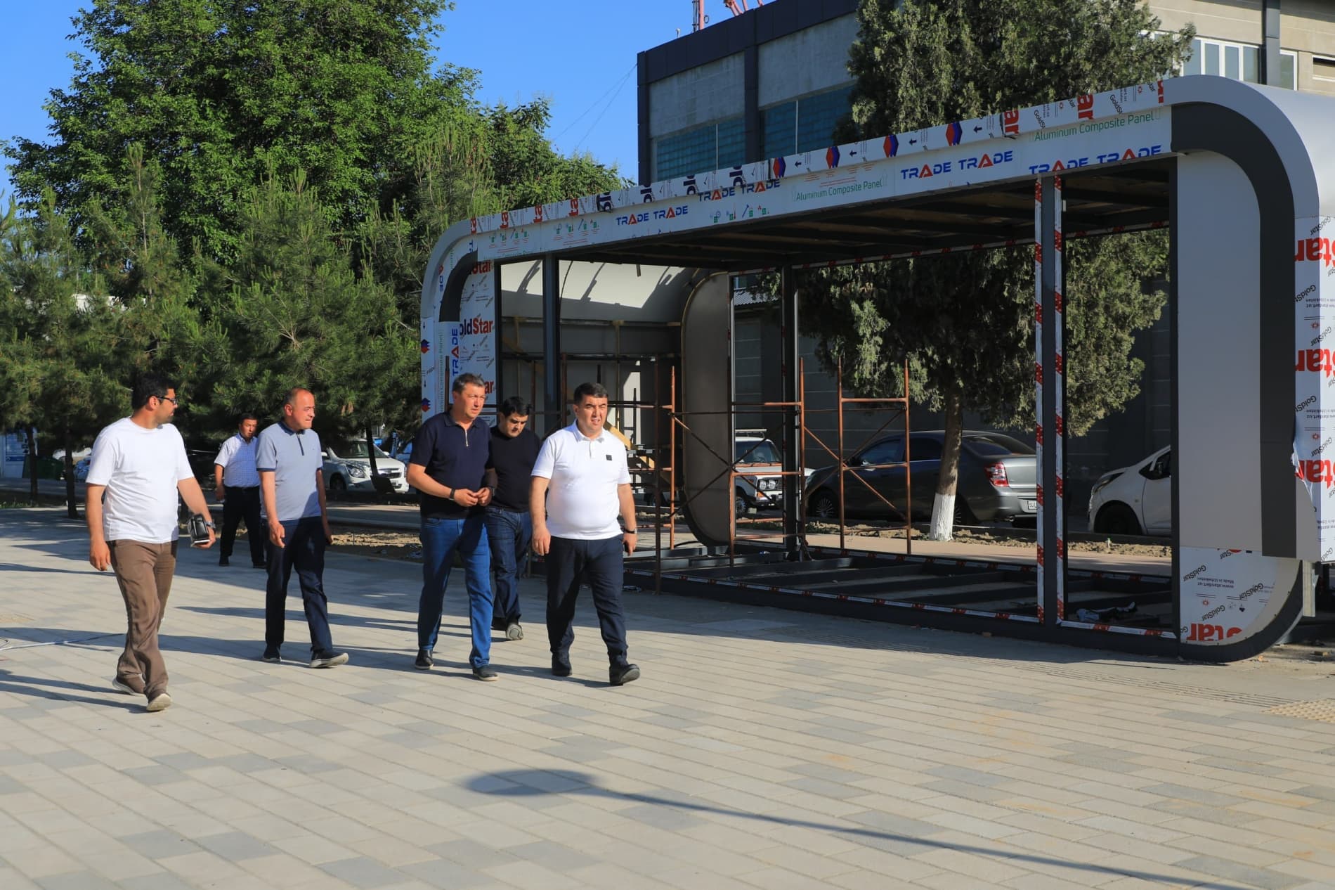 Turizm koʻchasidagi qurilishlar, festivalga tayyorgarlik ishlari oʻrganildi.