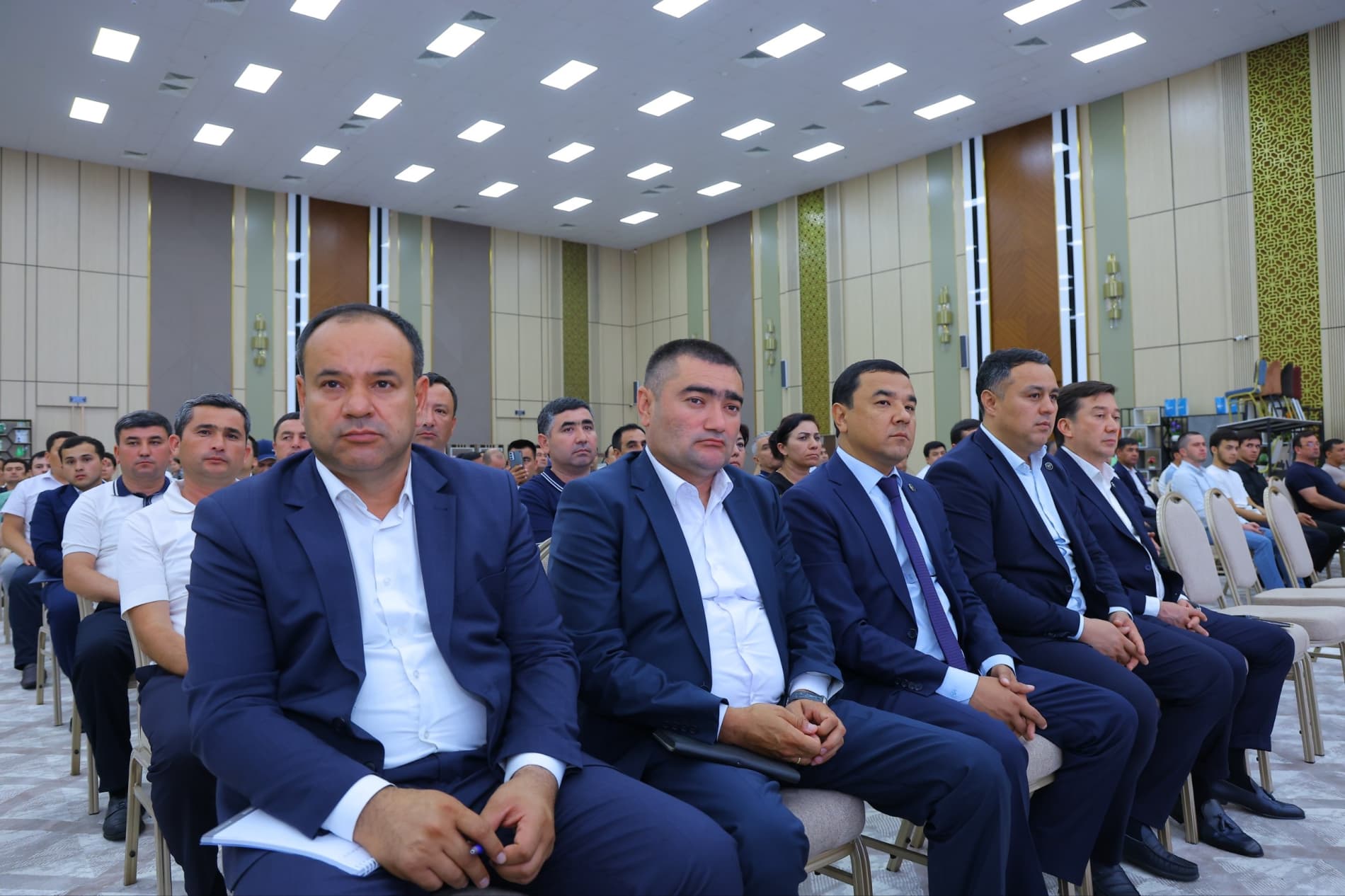 65-Xalqaro gullar festivali doirasida “Oʻzbekiston (Namangan) — Afgʻoniston savdo-iqtisodiy hamkorlik forumi" boʻlib oʻtdi.