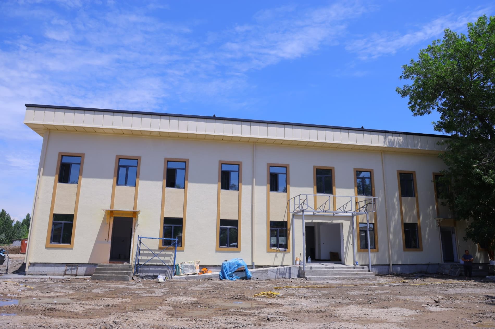 "Yangi Namangan"da bunyodkorlik surʼati: kun emas, soat sayin oʻzgarayotgan mahalla.
