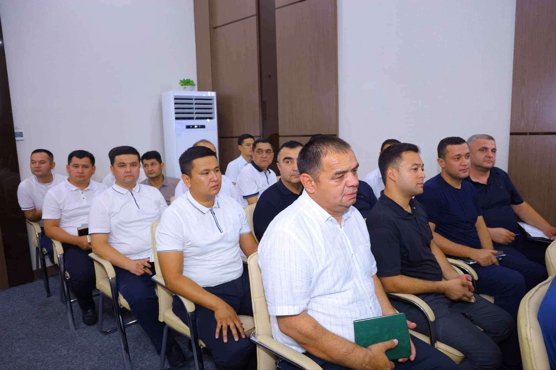 Бизнес ва инвестиция муҳитини янада яхшилашга қаратилган навбатдаги очиқ мулоқот бўлиб ўтди.