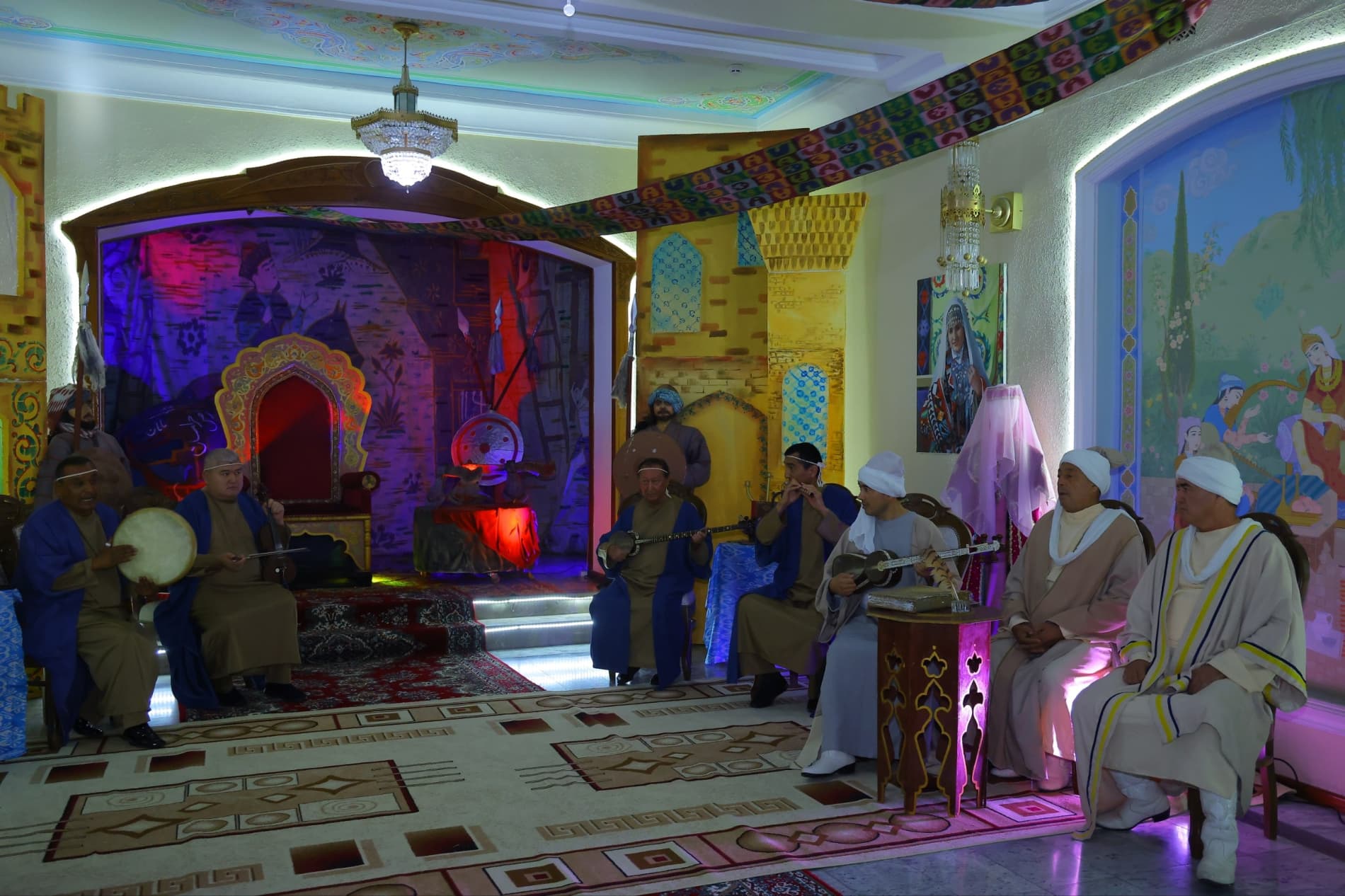 Namangan viloyati musiqali drama teatrining 95-mavsumi ochildi