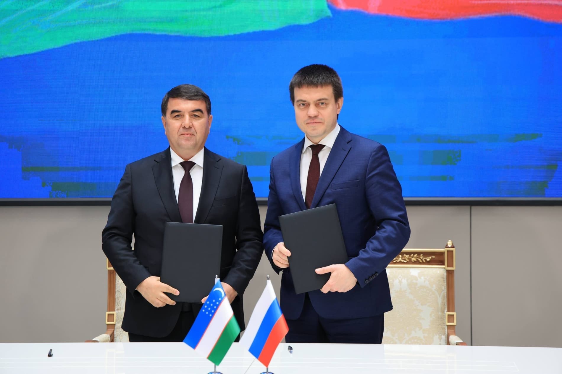 O‘zbekiston va Rossiya hududlari Kengashining III yig‘ilishida Namangan viloyati delegatsiyasi faol qatnashmoqda