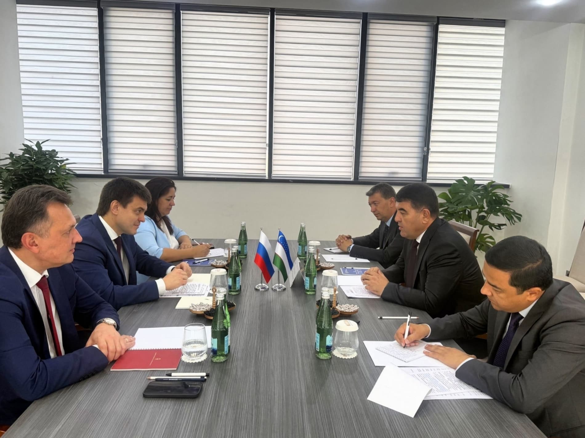 O‘zbekiston va Rossiya hududlari Kengashining III yig‘ilishida Namangan viloyati delegatsiyasi faol qatnashmoqda