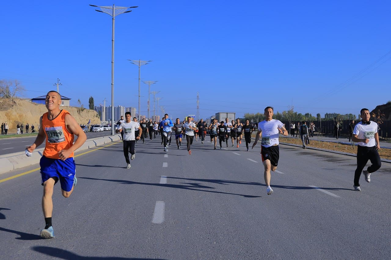 Namanganda yugurish marafoni tashkil etildi