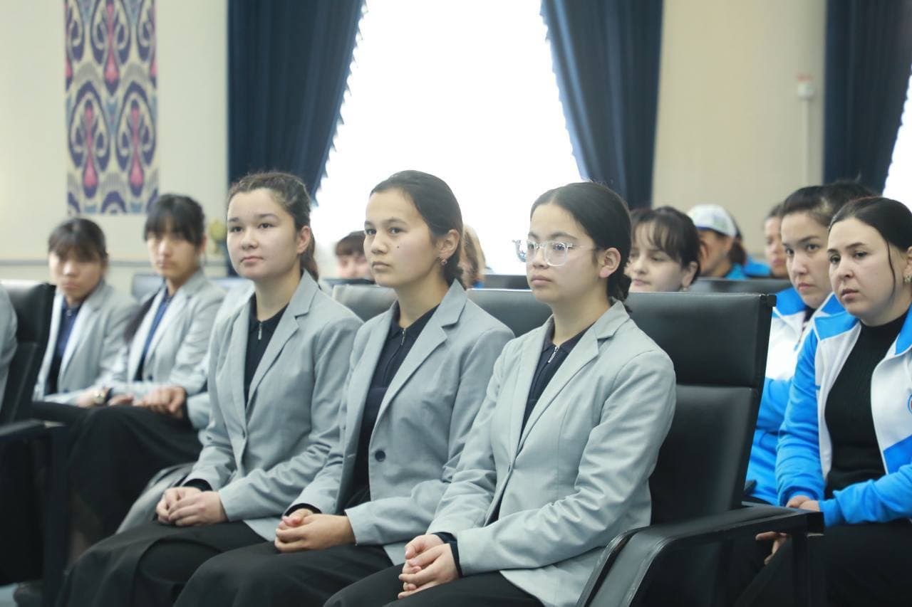 Paxtachi yoshlari bilan ochiq va samimiy muloqot