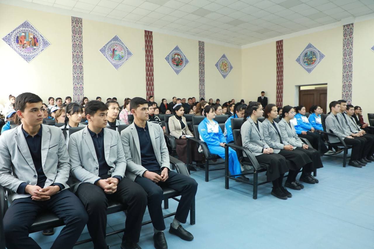 Paxtachi yoshlari bilan ochiq va samimiy muloqot