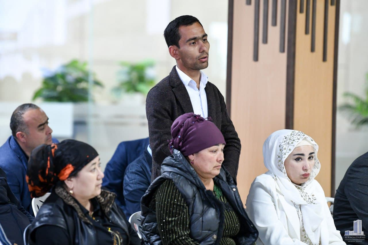 Surxondaryo viloyati hokimi Ulug‘bek Qosimov navbatdagi uchrashuvini kichik va o‘rta biznes vakillari bilan o‘tkazdi.