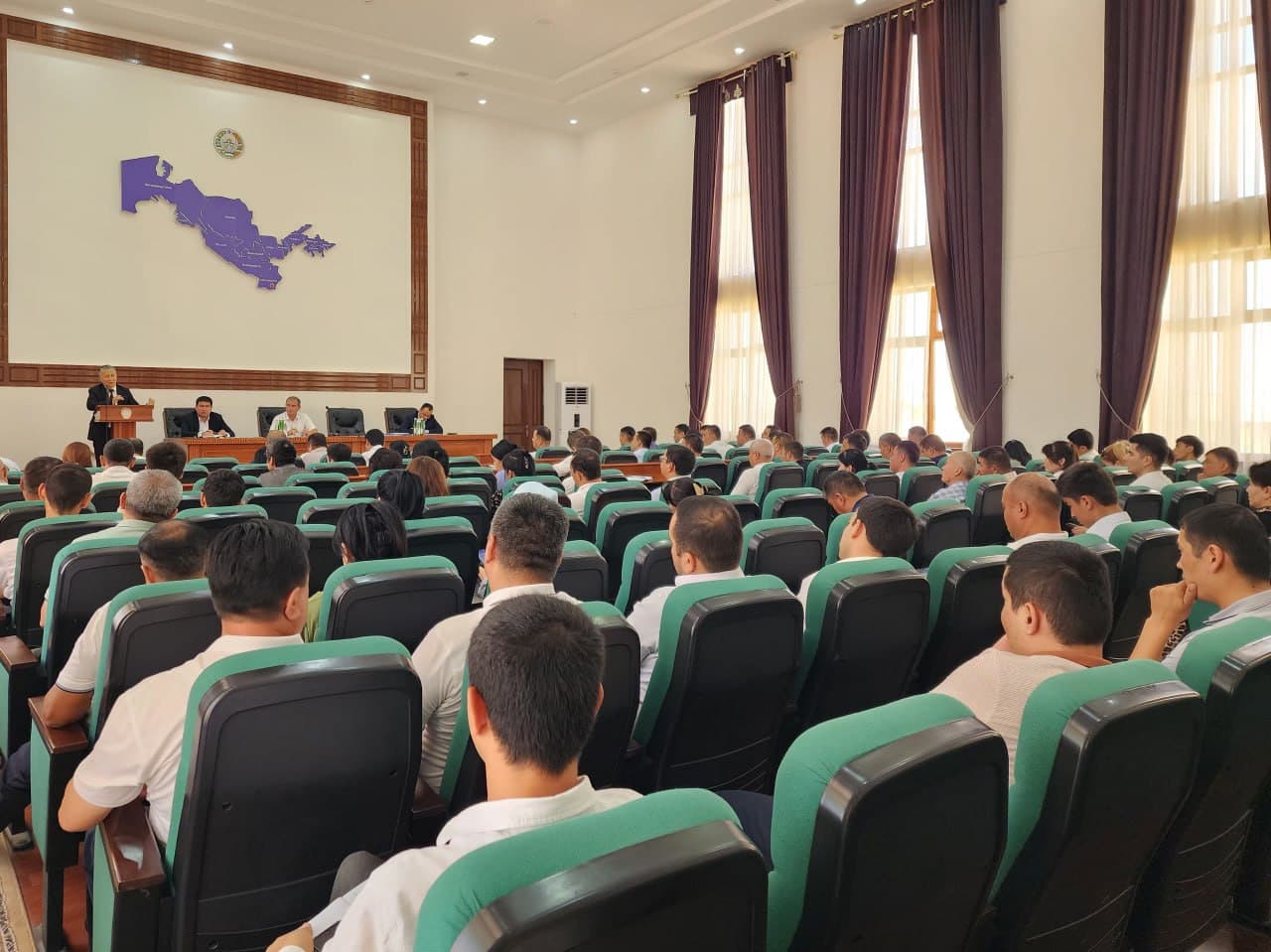 Surxondaryo viloyatida ijro intizomiga mas'ul bo‘lgan davlat organlari va tashkilotlari xodimlari uchun seminar tashkil etildi.
