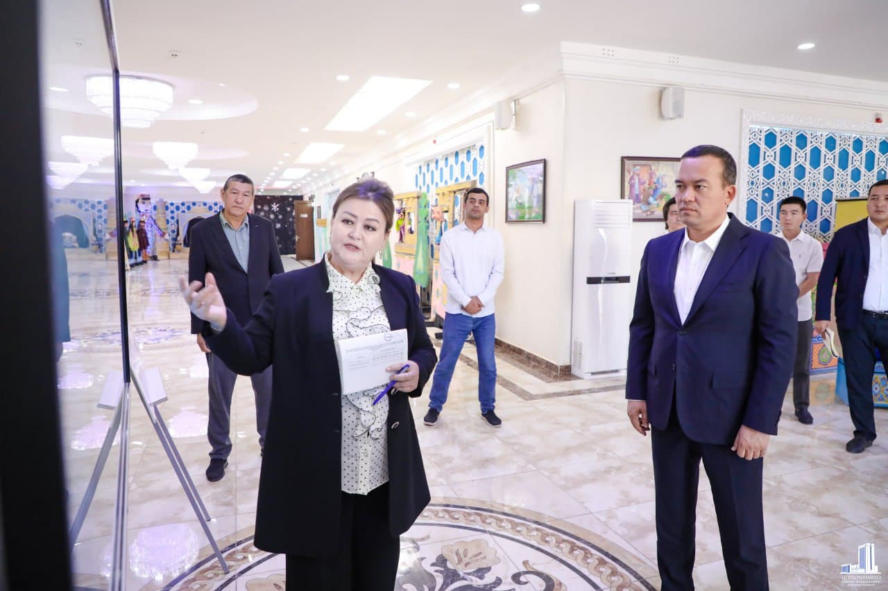 Prezidentimizning farmon va qarorlari hamda topshiriqlari asosida mamlakatimizda teatr san’atini rivojlantirish, teatrlar faoliyatini takomillashtirish va ularning moddiy-texnika bazasini mustahkamlash bo‘yicha chora-tadbirlar amalga oshirilmoqda.