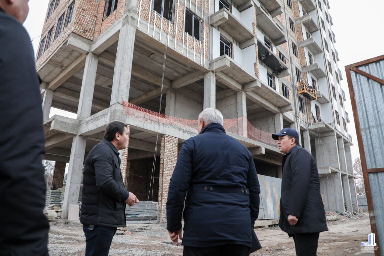 Термиз шаҳрида туризм, турар жой ва хизмат кўрсатиш обектлари қурилиши ўрганилди