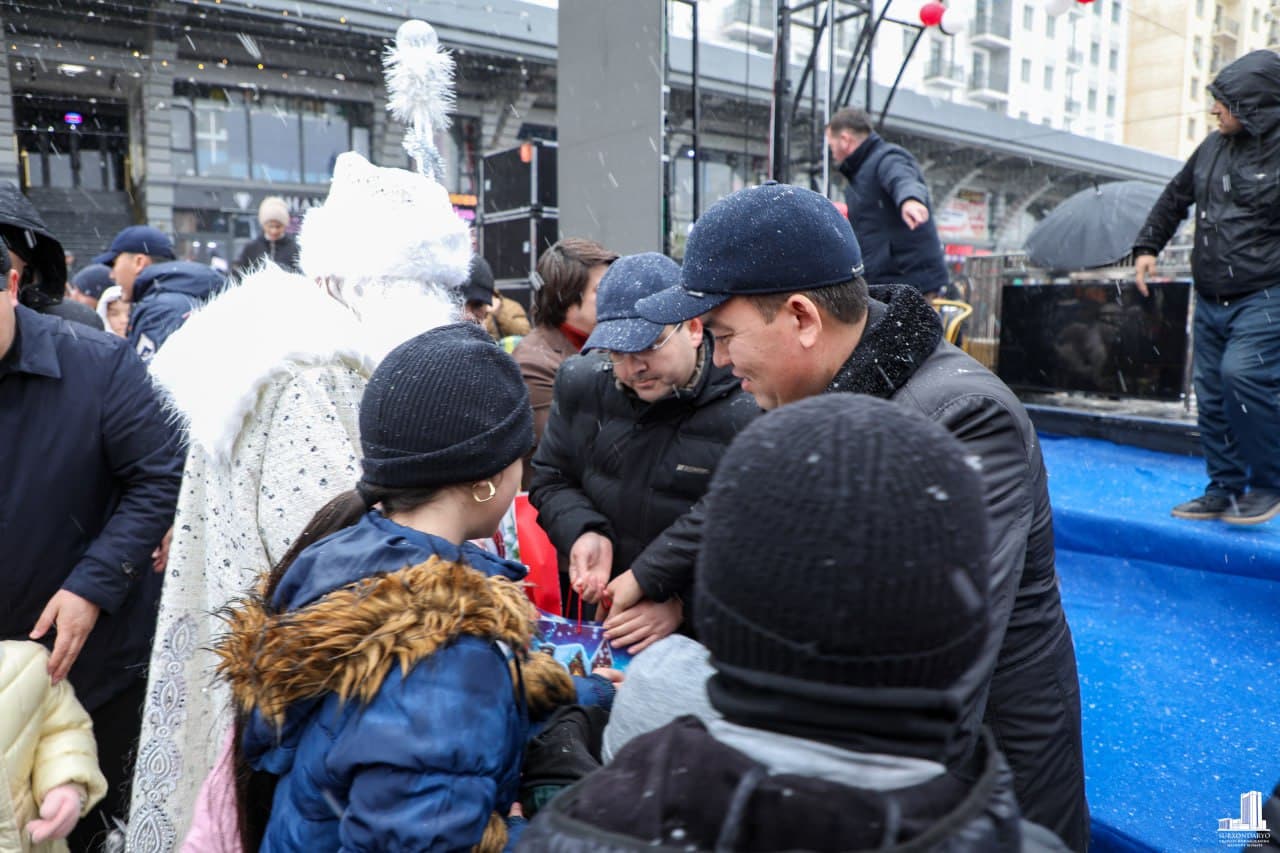 Yangi yilga tuhfa: "Yashil dunyo" markaziy dehqon bozorida yangi savdo majmuasi ishga tushirildi