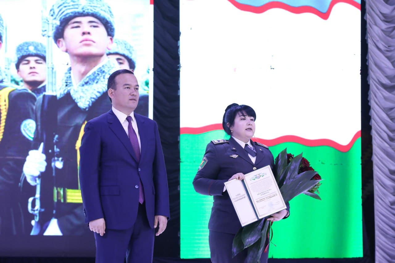 Surxondaryoda Vatan himoyachilari kuni va Qurolli Kuchlarimizning 34 yilligi tantanali nishonlandi