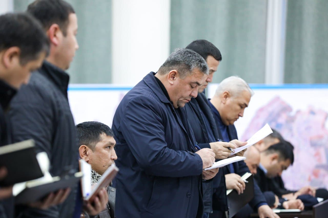 Термиз туманида "Тараққиёт ва етакчилик маскани" дастури ижроси ўрганилди