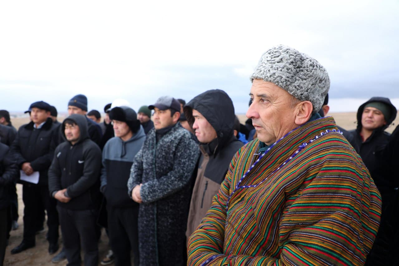 Yoshlarning ajratilgan yer maydonlaridan samarali foydalanishi uchun usta dehqonlar biriktirilmoqda