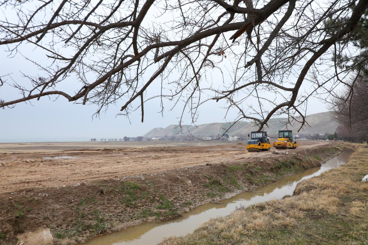 Қумқўрғонда белгиланган вазифалар ижроси ўрганилди