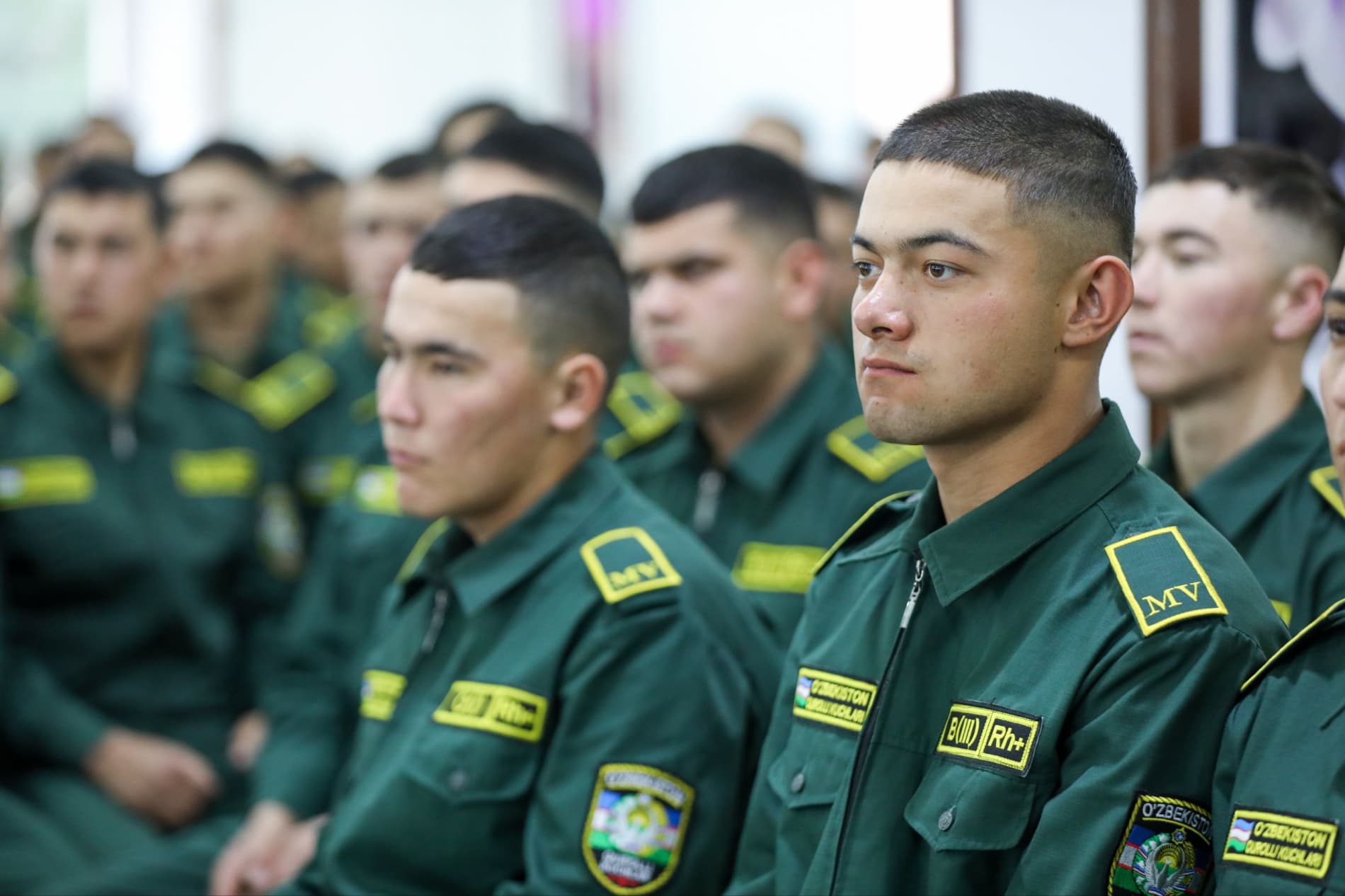 Harbiy xizmatni muvaffaqiyatli yakunlayotgan yoshlar bilan ochiq muloqot o‘tkazildi