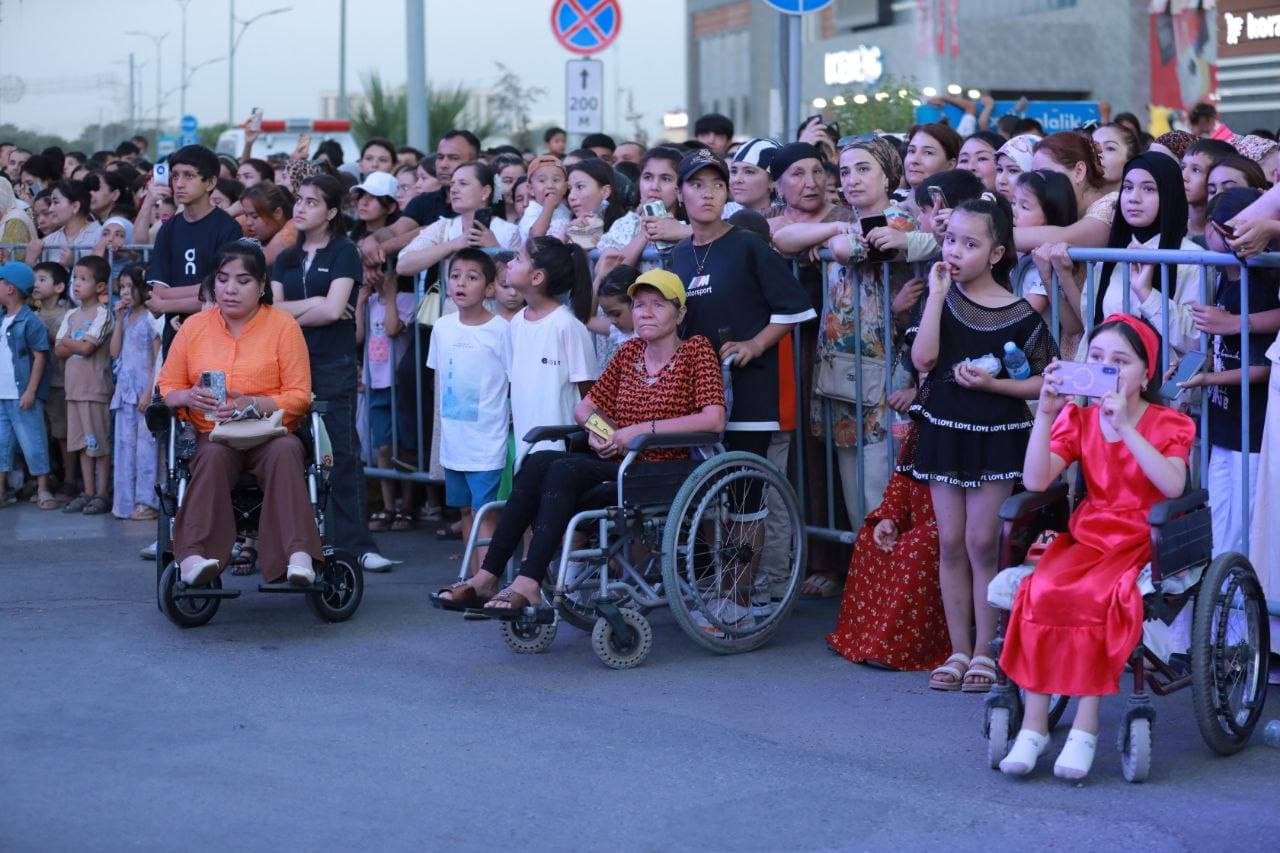 "Yangi O‘zbekistonni yoshlar quradi" — Termiz shahri voha yoshlarini festivalda jamladi