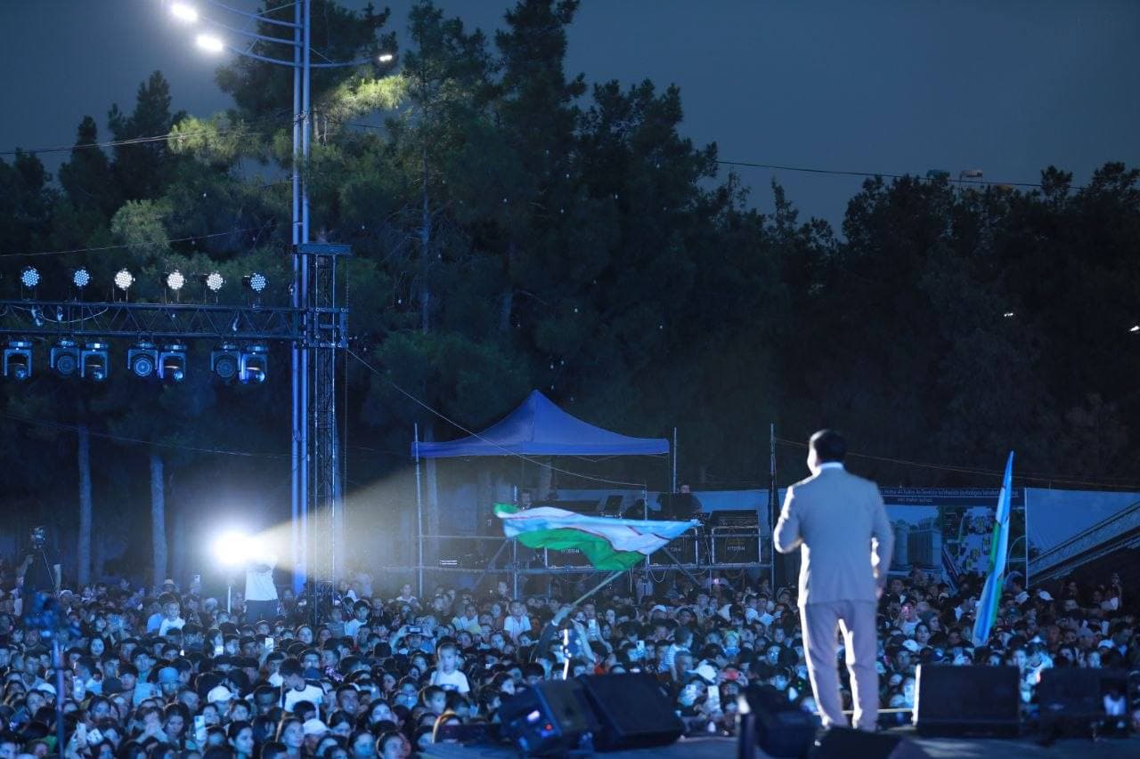 "Yangi O‘zbekistonni yoshlar quradi" — Termiz shahri voha yoshlarini festivalda jamladi