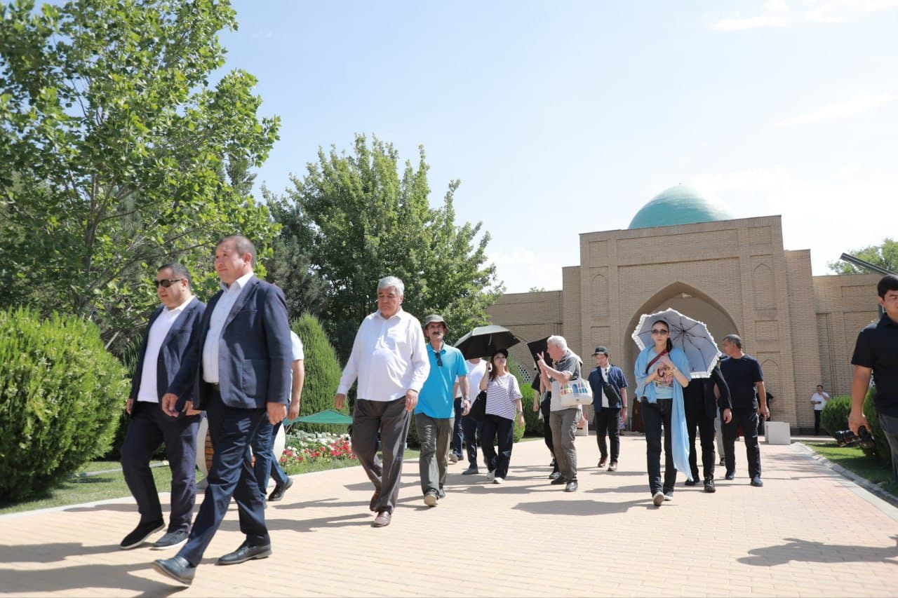 Yaponiyalik turoperatorlar Surxondaryoning sayyohlik salohiyati bilan tanishmoqda