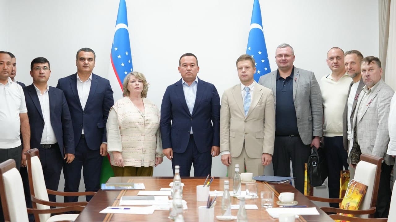 Surxondaryoni Yevropa bozorlari bilan bog‘lovchi yangi logistika yo‘nalishlari muhokama qilindi