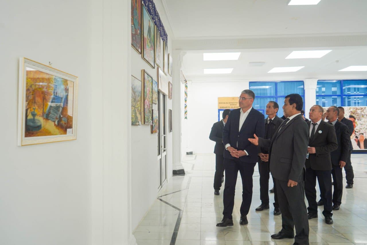 “O‘zbekiston qadriyatlar maskani” mavzusida rasmlar ko‘rgazmasi bo‘lib o‘tdi