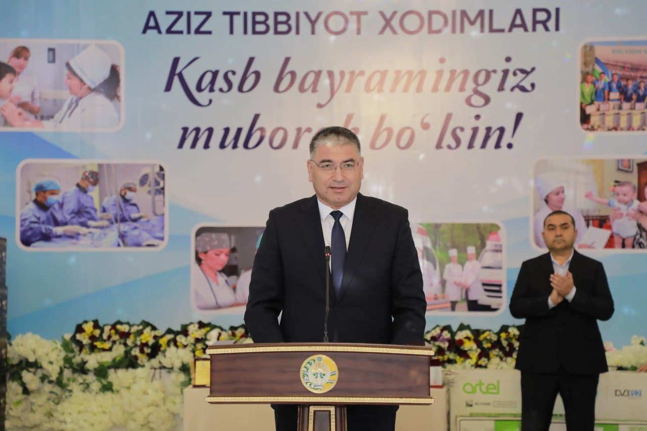 Tibbiyot xodimlari kuni munosabati bilan bayram tadbiri bo‘lib o‘tdi