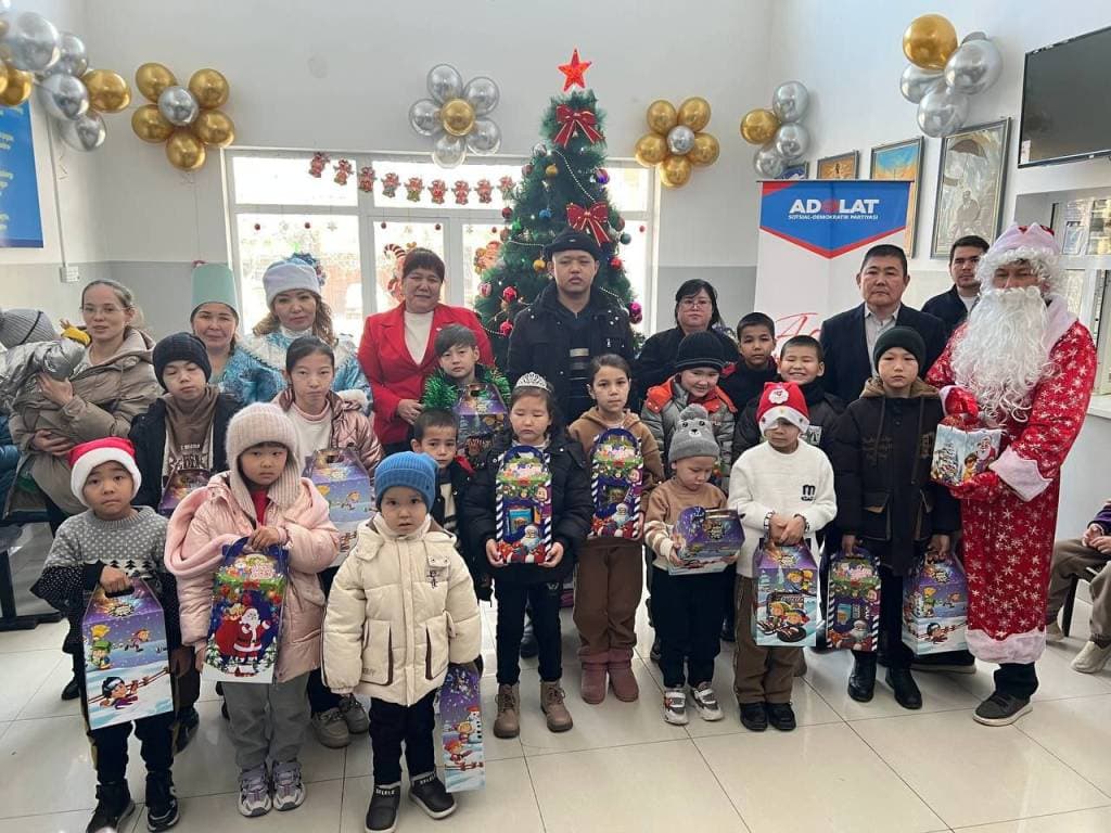 Бемор болажонлар учун "Кўчма арча"