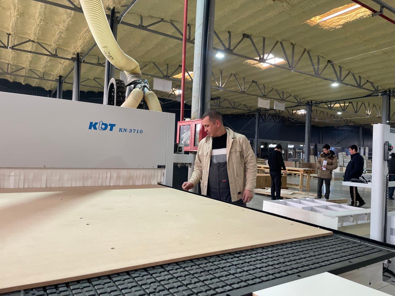 Viloyat rahbari Yangiyer shahrida bo’ldi