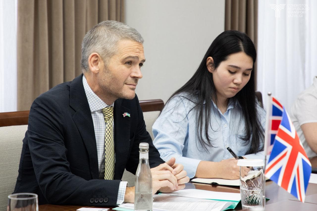 The Minister of Transport met with the British Ambassador