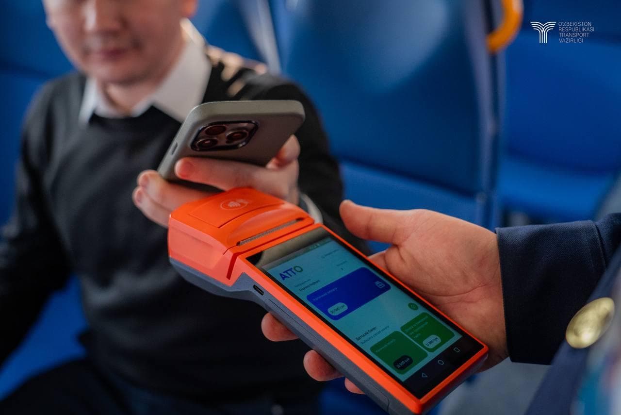 Toshkentdan Xo‘jakentga yangi elektropoyezd qatnovi yo‘lga qo‘yildi