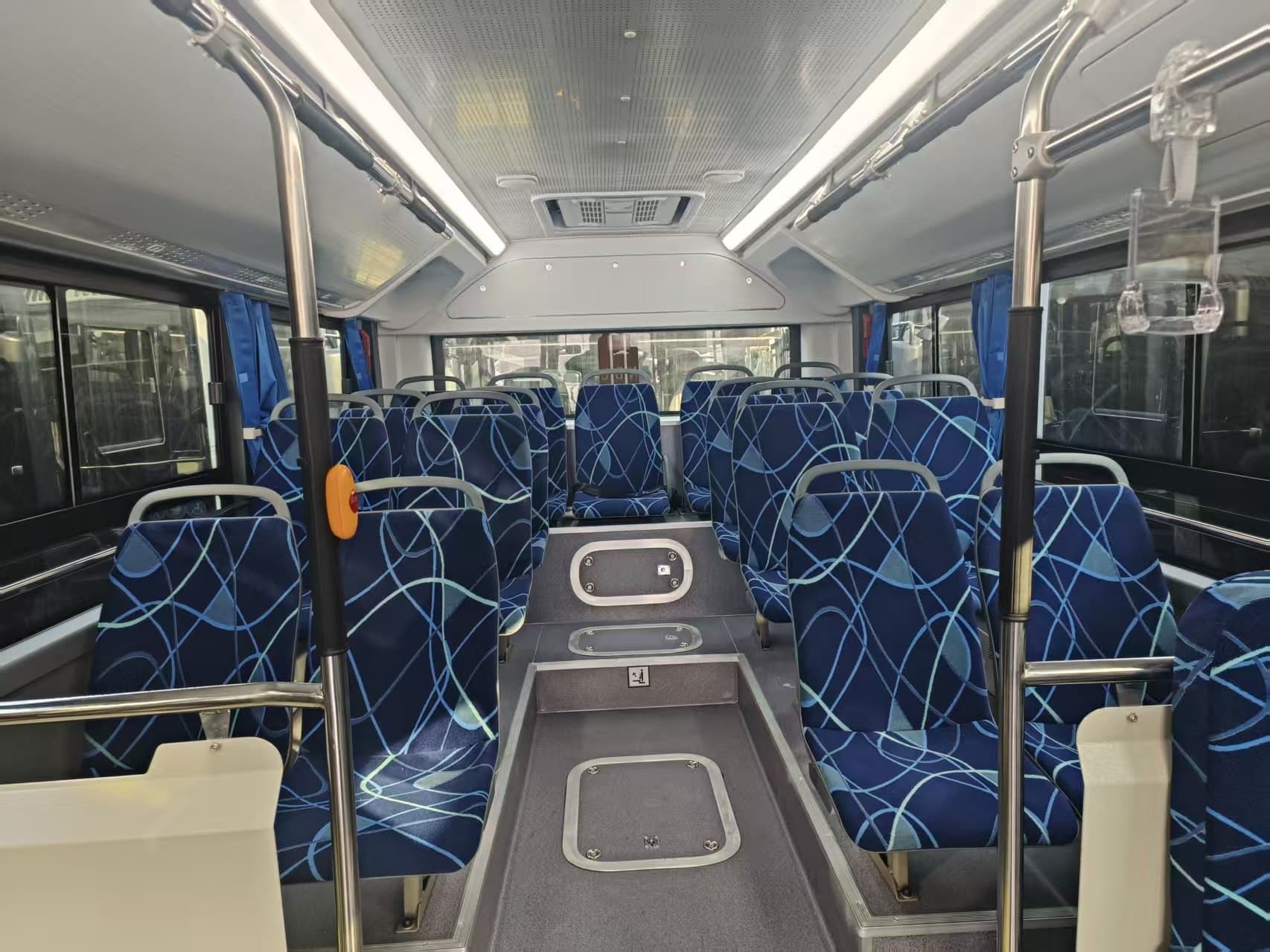 Jizzax shahri uchun 30 ta zamonaviy avtobus olib kelindi