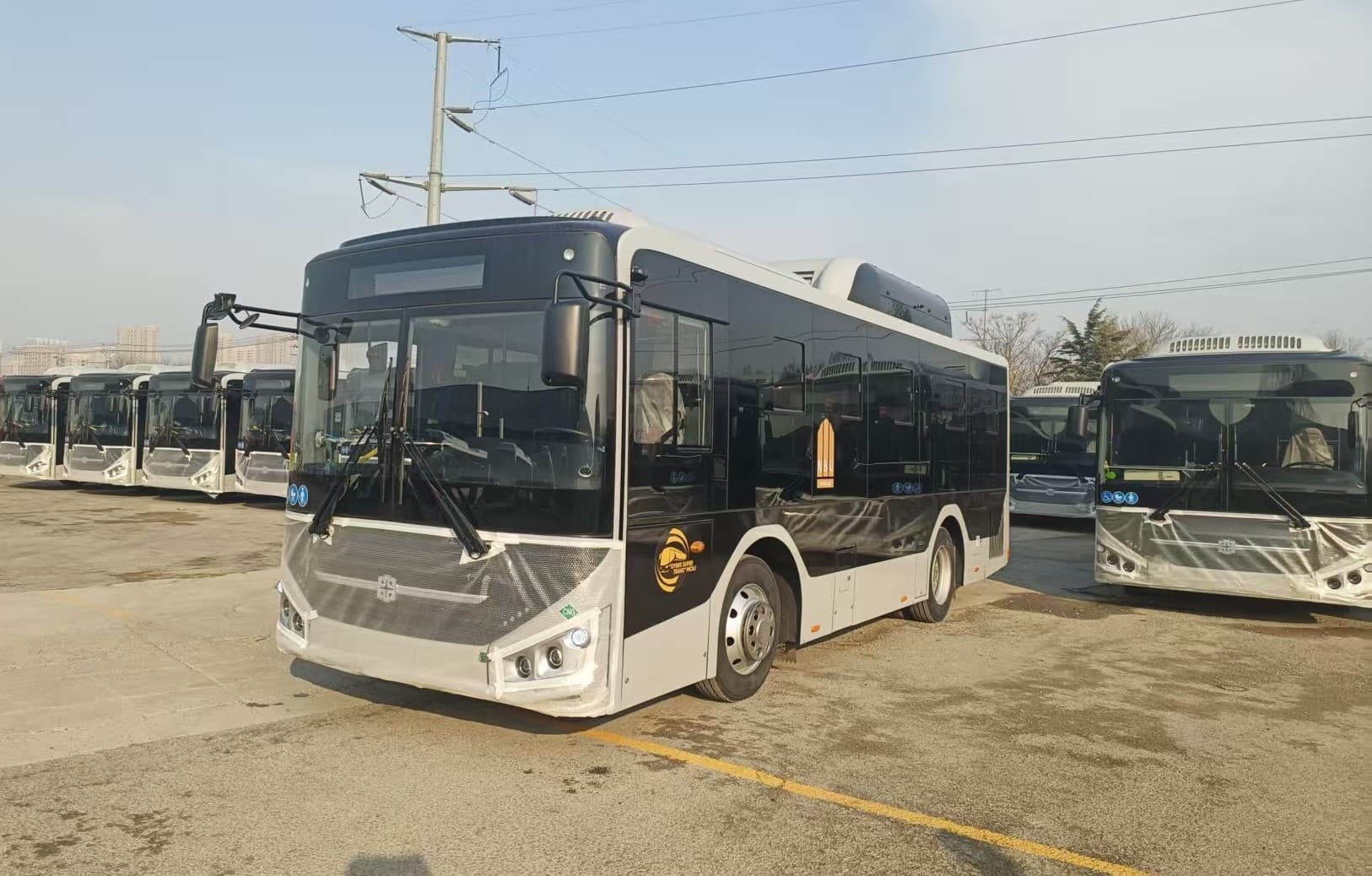 Jizzax shahri uchun 30 ta zamonaviy avtobus olib kelindi