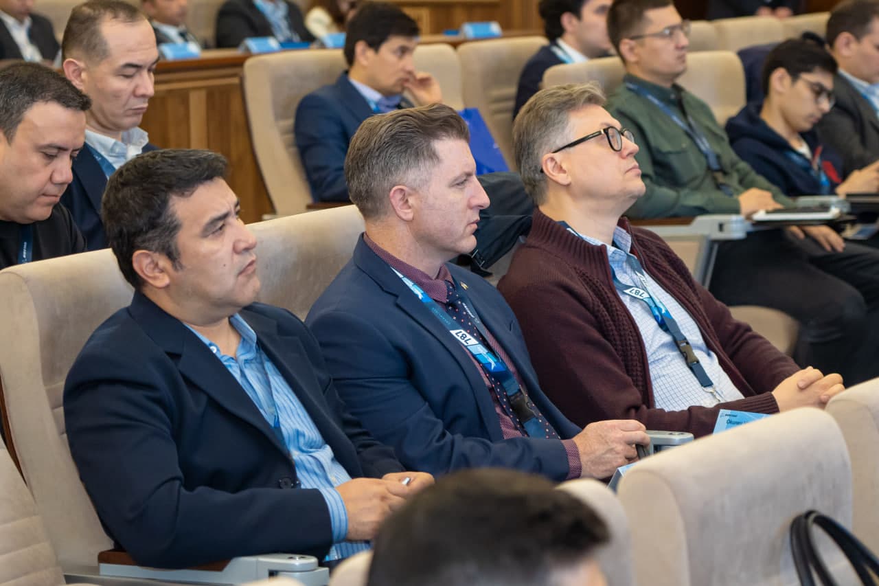 Совместно с корпорацией BOEING проводится специальный учебный семинар