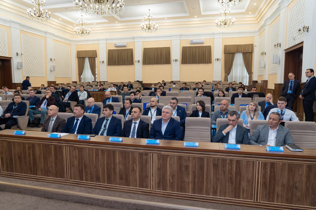 Совместно с корпорацией BOEING проводится специальный учебный семинар