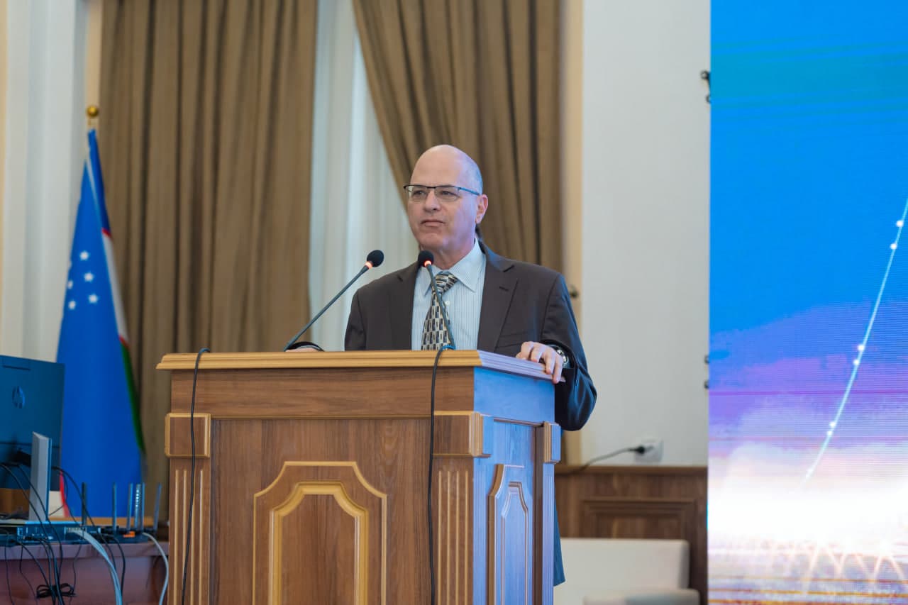 Совместно с корпорацией BOEING проводится специальный учебный семинар