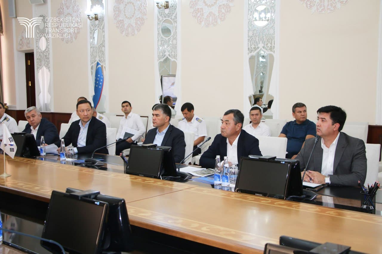 "Toshkent – Samarqand" yo‘lovchi temir yo‘lini qurish loyihasi yuzasidan yig‘ilish o‘tkazildi