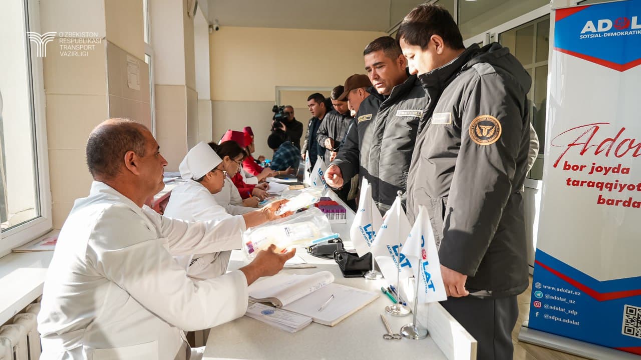 Команда Министерства транспорта приняла участие в благотворительной донорской акции