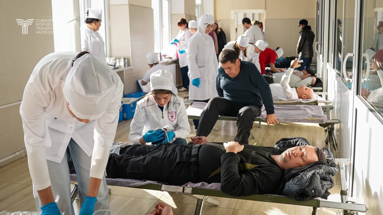 Команда Министерства транспорта приняла участие в благотворительной донорской акции