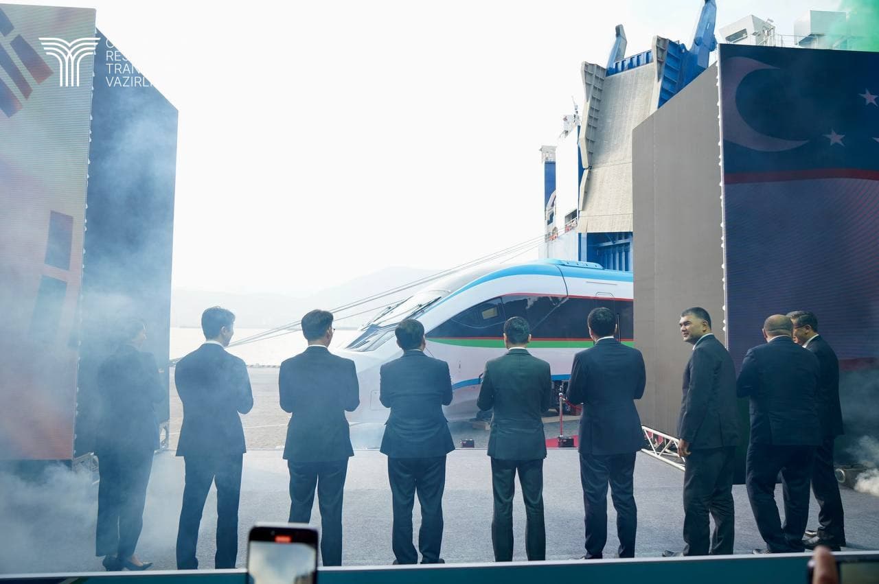 Hyundai Rotem O‘zbekistonga yuqori tezlikdagi poyezdlarining birinchi partiyasini jo‘natdi