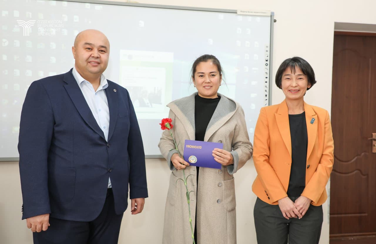 20 nafar xotin-qiz "D" toifadagi haydovchilik guvohnomasini olish uchun qayta tayyorlash kurslaridan o‘tdi