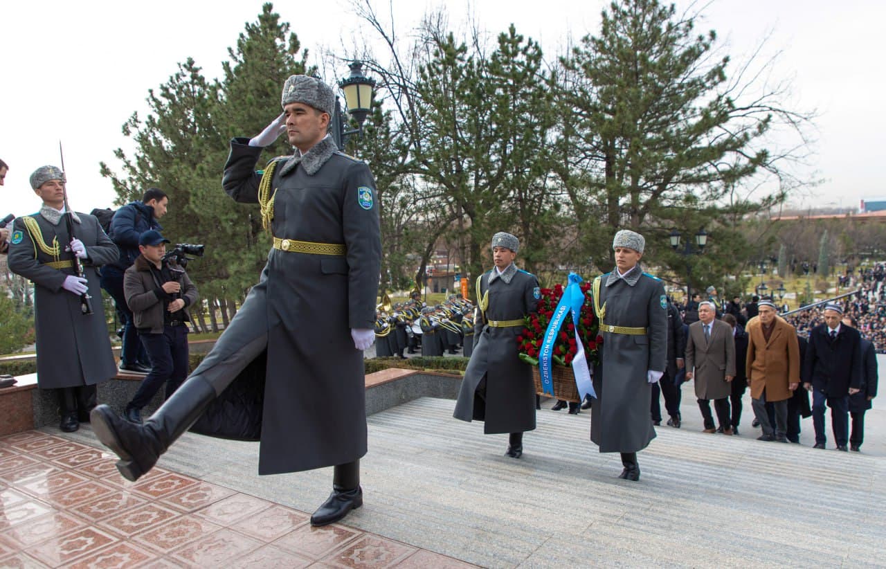 Буюк мутафаккир Алишер Навоий таваллудининг 585 йиллиги