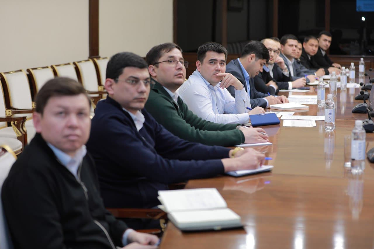 Oliy sudda “Transport sohasiga oid nizolarning o‘ziga xos xususiyatlari” mavzusida seminar-mashg‘ulot o‘tkazildi