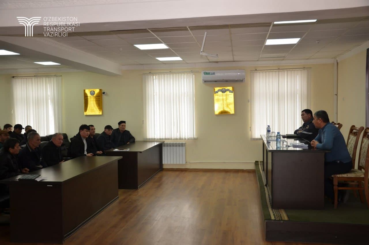 В Управлении транспорта Ферганской области состоялось совещание по вопросам борьбы с коррупцией