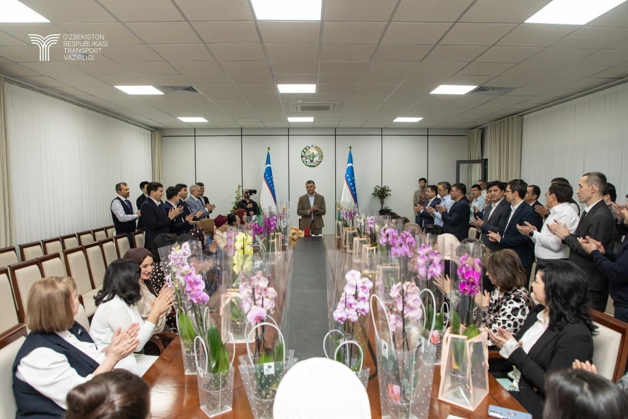 Праздничное мероприятие в Министерстве транспорта