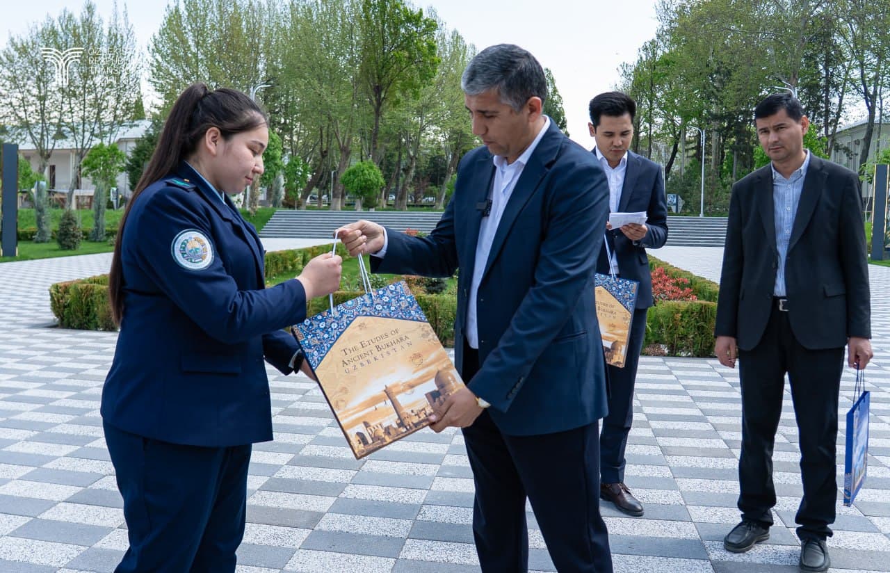 Юные транспортники познакомились с жизнью военнослужащих