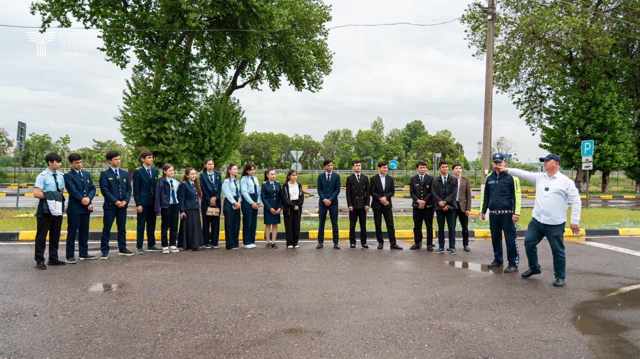 Безопасность дорожного движения - важный вопрос для молодежи и общества