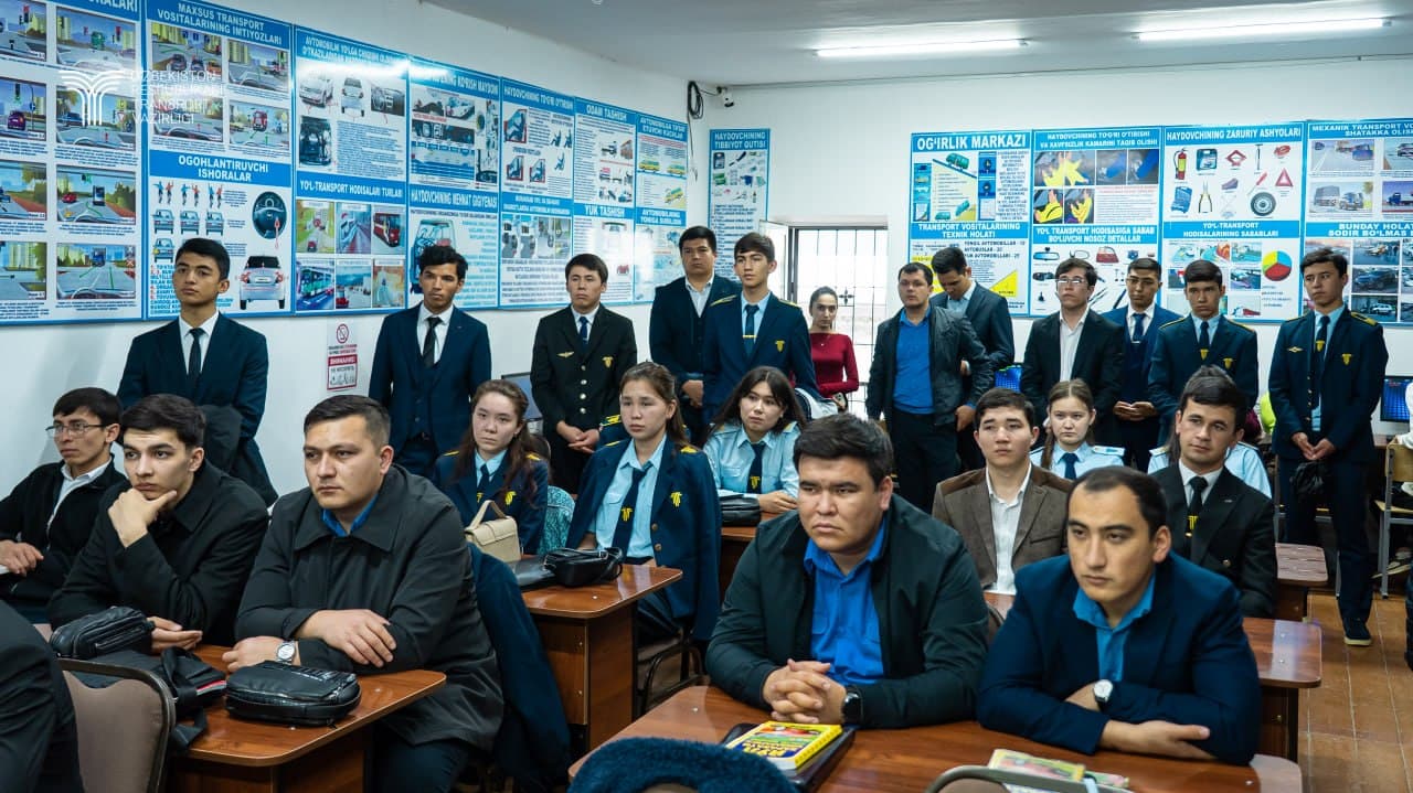 Безопасность дорожного движения - важный вопрос для молодежи и общества